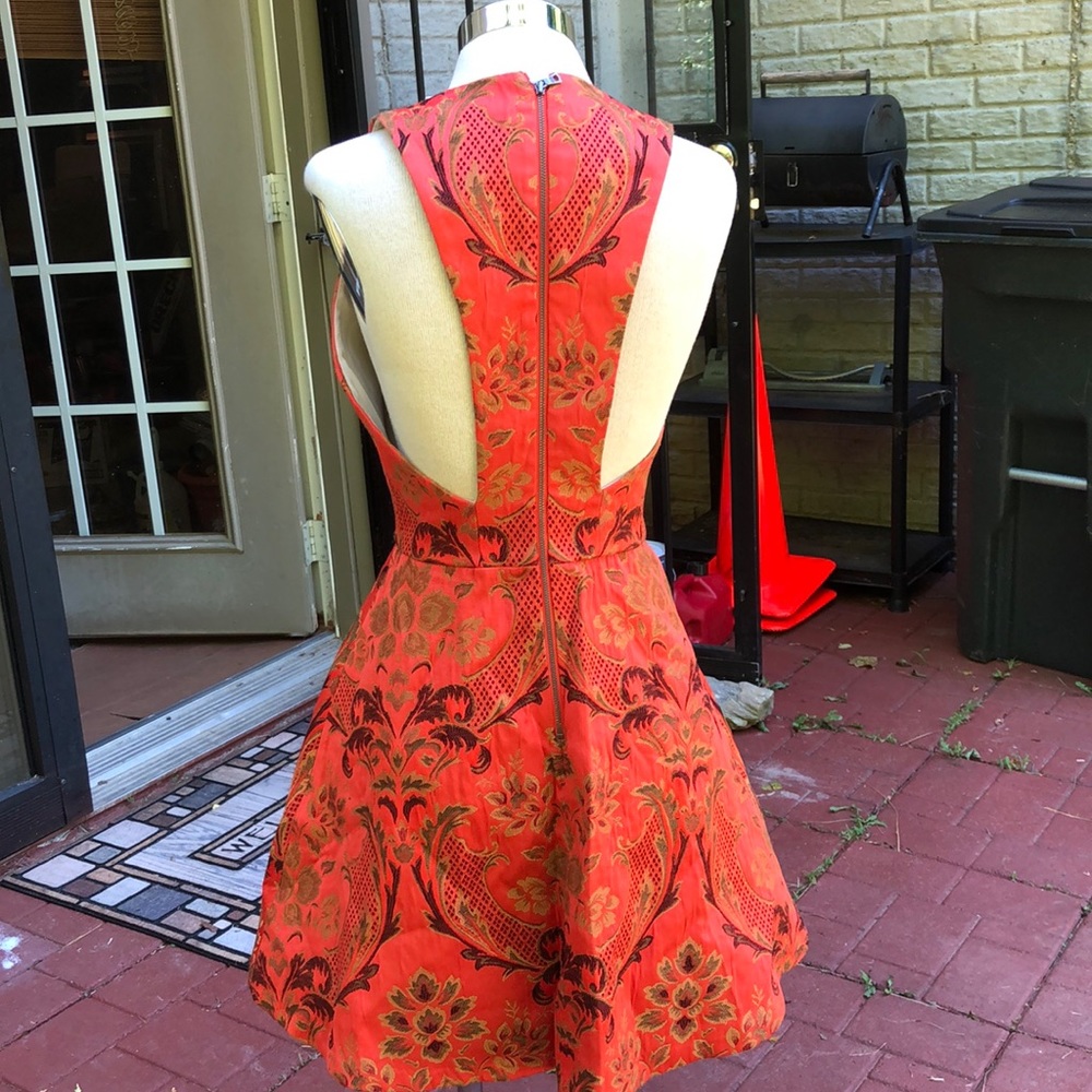 STUNNING ALICE+OLIVIA FIT&FLARE JACQUARD DRESS ASO FELICITY SMOAK
